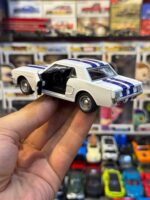 ماکت فلزی ماشین فورد ماستنگ سفید - تصویر 3